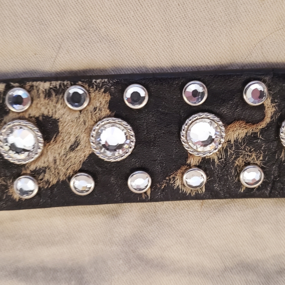 Black and tan hair on hide western belt